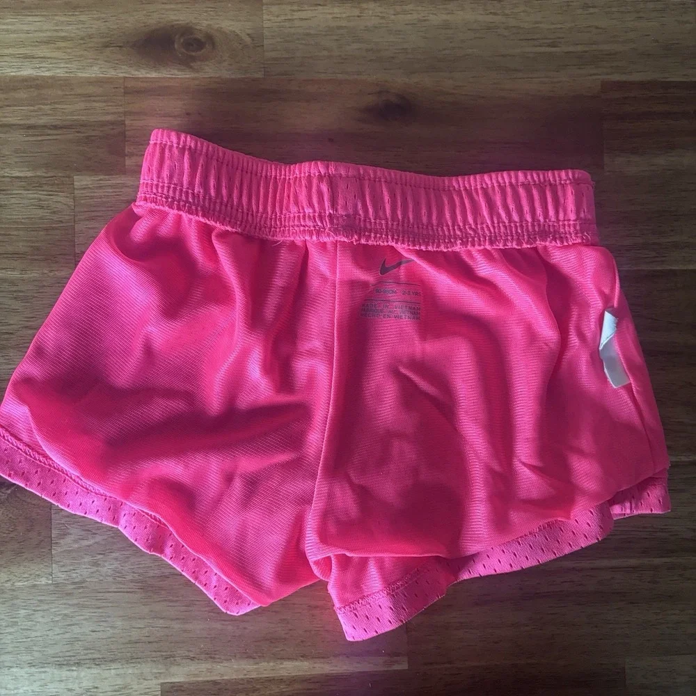 Nike Baby Toddler Girl Neon Pink Mesh Athletic Shorts Size 2-3 Yr Sporty Play